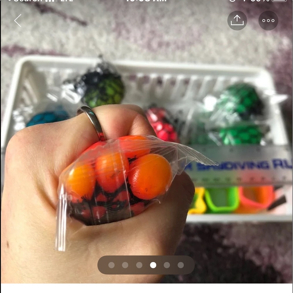 Color changing squish ball NEW! 2 for $8